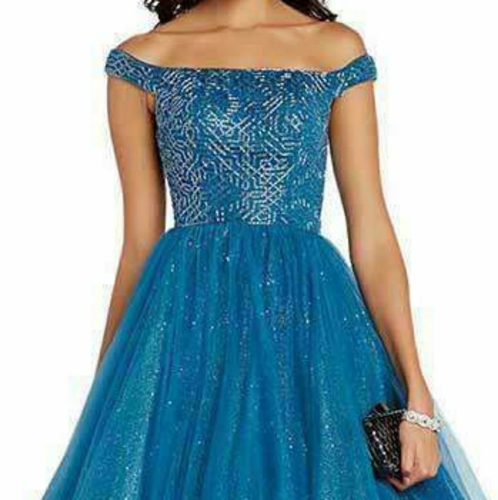 Spectacular Color Blue Gown!